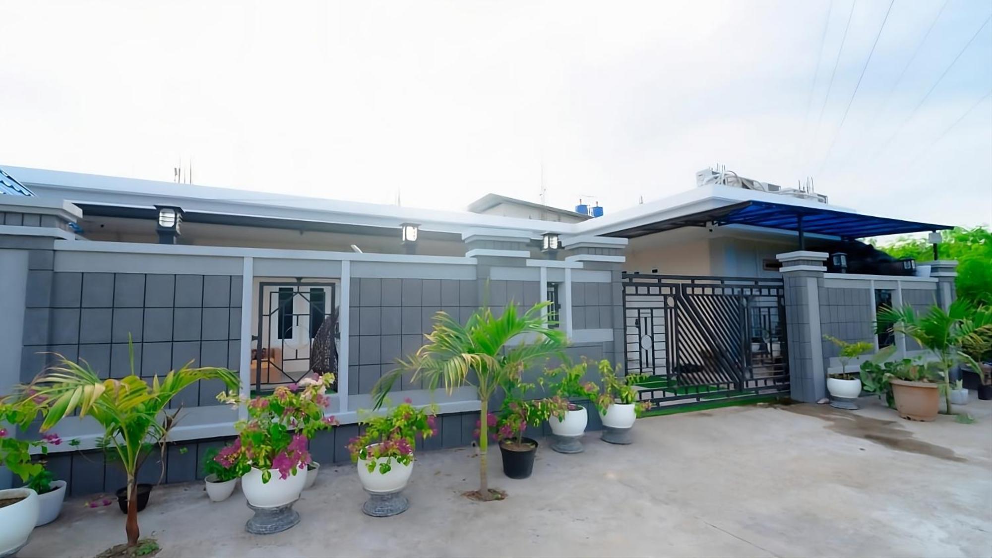 La Geiro Villa Labuan Bajo Exterior foto